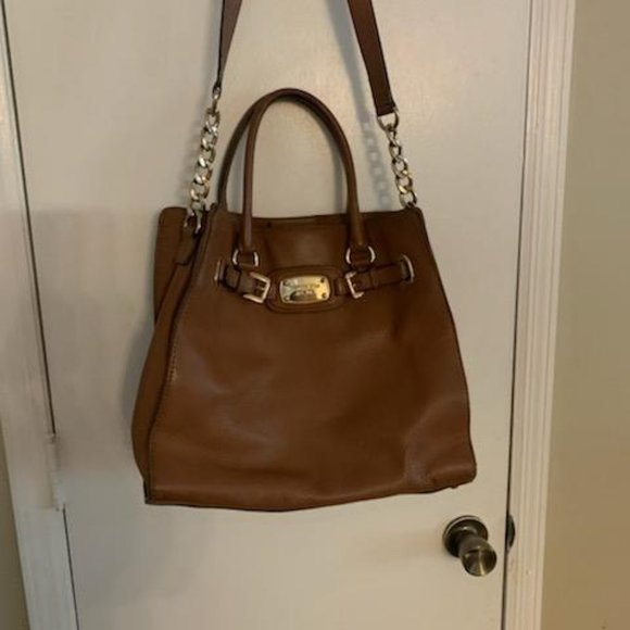 Purses - Picture 2 of 2